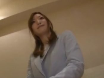 会社帰りに乱交顔射ファック楽しんじゃうビッチOLお姉さんOL顔射乱交のエロ動画