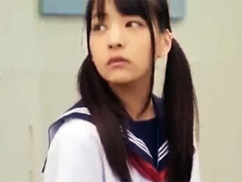 田舎の叔父の家で肉欲まみれの夏休みを過ごす美少女JK2人女子校生美少女痴女3Pあべみかこ跡美しゅりのエロ動画