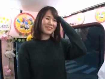 経済について学んでいる素人JD娘が強引ハメで強制アクメ素人ぶっかけのアダルト動画