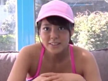 ライフセーバーの日焼け娘をMM号に連れ込んで生パコ開始！巨乳素人ナンパの無料AV