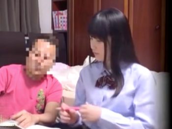 愛娘のマンコをベロンベロンにクンニする鬼畜父親女子校生美少女近親相姦盗撮の無料エロ動画