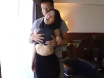 セックスレスに陥ってしまった巨乳美人妻がチンポを求めて浮気パコ巨乳人妻顔射のアダルトエロ動画