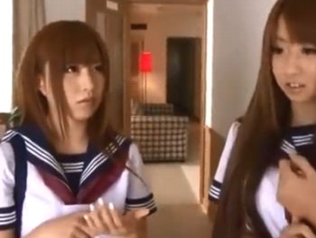 もっちりオッパイのギャルJKと保健室でズボハメ性交女子校生ギャル顔射近親相姦のアダルト動画