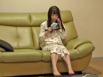 女子校生が変態オヤジの欲望の赴くままにチンポをハメまくられる失神寸前ファック女子校生美少女...