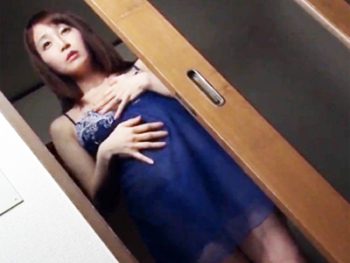 欲求不満の義母が娘婿の自慰行為を目撃して禁断の行為に‥人妻顔射近親相姦のエロ動画