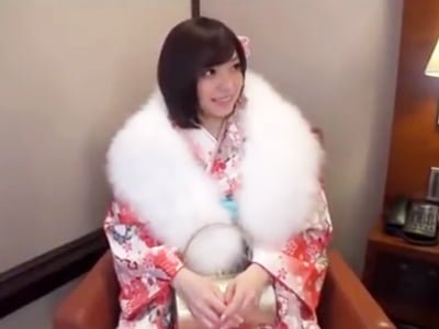 成人式帰りの素人娘をナンパ成功→即チンポぶち込みハメ撮りパコ！巨乳素人美少女中出しハメ撮りナンパのアダルト動画