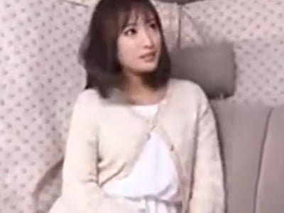 芸能人レベルの素人妻に即中出ししちゃいましたｗ素人人妻中出しナンパのエロAV動画