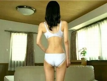 友達の彼氏に痴女って寝取り顔射パコに持ち込んだビッチギャルｗギャル痴女顔射の無料エロ動画