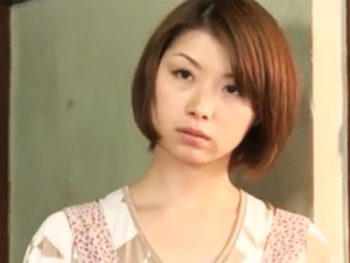 マッサージ中に義父にレイプされるもデカチンに完堕ちして自ら求める人妻巨乳人妻レイプ近親相姦マッサージのアダルト動画
