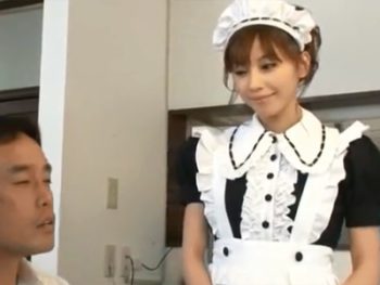 真面目なメイド長が主人命令でチンポ咥えさせられてフェラチオ口内射精お姉さんコスプレフェラのAV無料動画