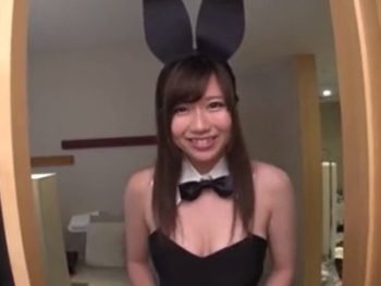 勝負に勝って中出しサービスタイム！巨乳美少女コスプレ中出しのアダルト動画