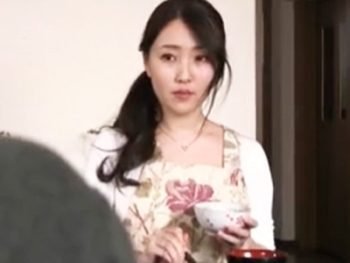 義父の絶倫チンポに堕ちたと息子嫁が夫に隠れて子作りパコ三昧ｗ人妻近親相姦のアダルト動画