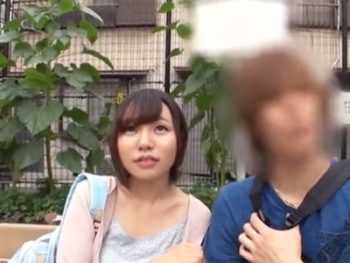 カップル同士の対決ゲームで相手の彼女に中出し連発ｗ素人美少女中出しフェラ手コキ乱交のアダルト動画