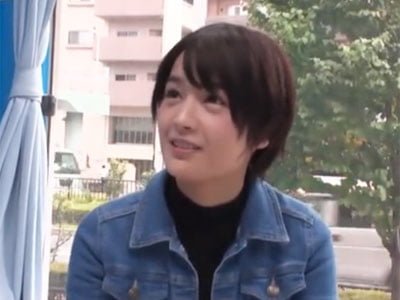 黒髪美女騙して挿入ゲット→まさかのイキ狂い素人美少女中出しの無料エロ動画