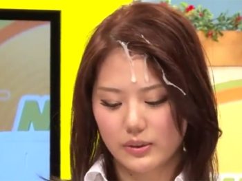 番組が進むにつれてアナウンサーが白濁で汚れていくニュース番組ｗｗお姉さん痴女ぶっかけのアダルト動画