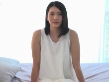 まさかのガッキー似！何を間違えたか天然神美少女がAVデビューｗ美少女デビュー作のアダルト動画