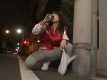 酔っぱらい巨乳ギャルを介抱したら中出しセックスできちゃったｗ巨乳素人ギャル中出しのアダルト動画