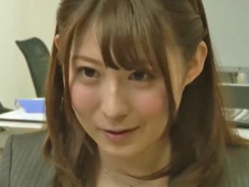 めちゃカワ不動産OLのトラブル解決！謝罪ファック！巨乳人妻OLパンストのエロ動画