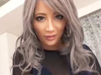 タイトミニスカのデカ尻巨乳ギャルを立ちバックでガン突き鬼イカセｗ巨乳ギャル顔射のアダルト動...