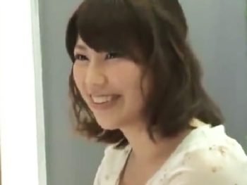 ローション風呂でエロスイッチが入ったJDが男友達と一線を越えて生中出しハメ巨乳素人美少女中出しのエロ動画