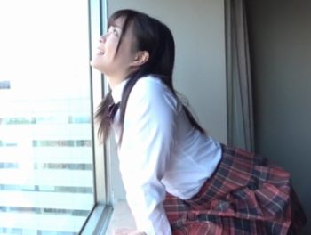 ハシカン似の極上美少女と昼間っから高層ホテルでハメ倒し素人美少女ハメ撮りのアダルト動画