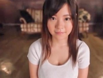 巨乳美少女が子宮奥を巨根で激しく突かれノックアウト！巨乳美少女顔射の無料AV動画