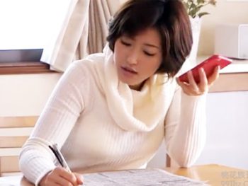 夫の貯金を使い込み借金返済の為に抱かれて感じる背徳妻巨乳人妻レイプのエロ動画