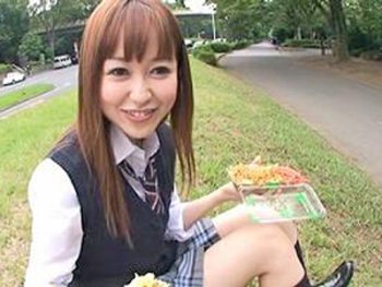 お兄ちゃんと恋人SEXする妹JK巨乳女子校生美少女近親相姦篠田ゆうのエロ動画