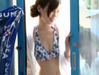 MM号で彼氏を任せて中出し浮気し逆ギレする彼女素人美少女中出しナンパの無料アダルト動画