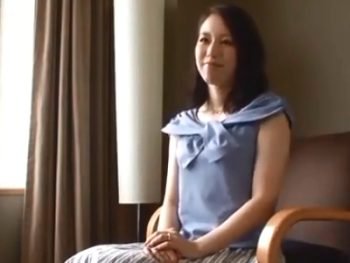 欲求が抑えきれなくなった人妻がAV出演素人人妻ハメ撮りのアダルト動画