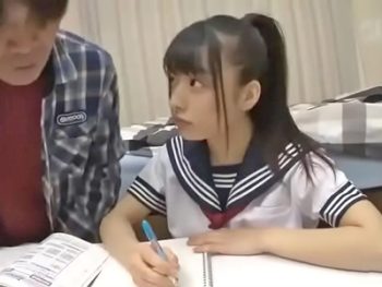 居眠り中にイタズラしてきた兄を逆襲する小悪魔妹→生ハメ中出し女子校生美少女妹中出し近親相姦のエロ動画