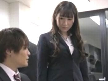 好きな男部下を襲う変態OL巨乳お姉さん痴女OL日下部加奈のアダルト動画