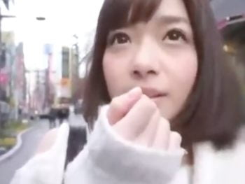 秋葉でナンパしたアイドル顔の美少女をホテルでハメ撮り！素人美少女中出しハメ撮りナンパの無料アダルト動画