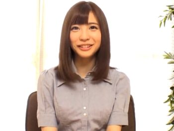 まだまだ新人の佐々波綾ちゃんにいきなり挿入パコ巨乳美少女佐々波綾のアダルトSEX動画