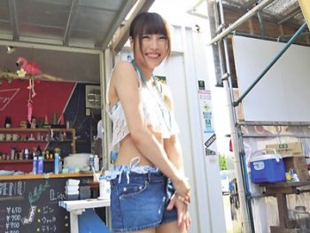 海の家でナンパした看板店員と性器を舐め合い生ハメ中出し素人中出しナンパのエロ動画