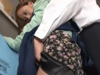 職場のパート妻に媚薬盛り→まんまと中出しセックス成功素人お姉さん人妻中出しレイプのエロ動画