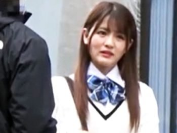 学校対抗中出し野球拳！同級生男子の目の前で即ハメされマンコが白濁液まみれｗ女子校生美少女中出しのアダルト動画