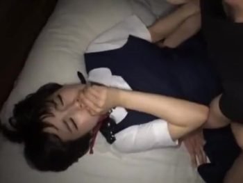 中出しされた後も膣イキ→お掃除フェラまで強要されるロリっ子ガチ調教素人美少女ハメ撮りのアダルト動画