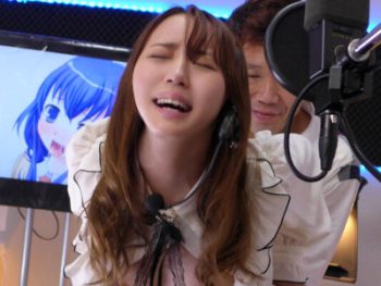 新人声優の声が小さすぎたので膣奥激ピストンで絶叫アクメさせたったｗ美少女パイパン中出しフェラ手コキイラマチオのAV無料動画