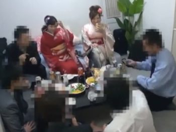 成人式で飲み過ぎて中出し乱交パコ！巨乳素人中出しハメ撮り3P乱交のエロ動画