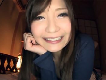 美形なお姉さんをオナホ扱いするかのようなピストンで生中出しパコ美少女お姉さん中出しのアダルト動画