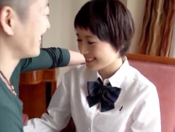 ウブなJKにバックから鬼ピス→悶絶絶頂素人女子校生美少女ハメ撮りナンパの無料エロ動画