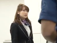 気の強いOLが清掃員に弱みを握られパコられるｗ巨乳お姉さんOL顔射のエロ動画