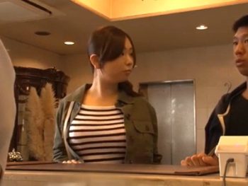 後輩のミスでダブルの相部屋になってしまった巨乳OLが1To指導巨乳素人OL盗撮のアダルト動画