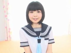 可愛いパイパン女子校生にぶっかけてあげたwww女子校生パイパンぶっかけの無料アダルト動画