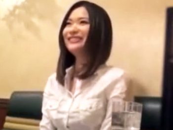 欲求不満の美人妻がナンパ師とホテルで不倫ハメ撮りしてイキまくりｗ人妻素人ハメ撮りのアダルト...