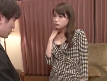 風俗以外の何物でもない派遣コスプレ家政婦サービスｗお姉さん痴女コスプレ水着中出しのアダルト動画