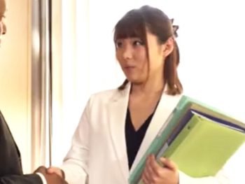本社から移動してきた黒人社長のビックペニスの虜になったオフィスレディｗOL中出しオナニー3Pのアダルト動画