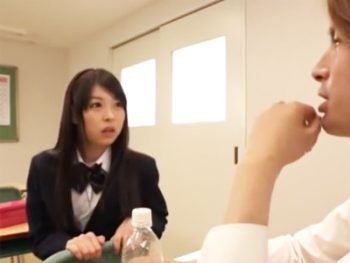 激カワちっぱいJKは所かまわず男子生徒を食い放題ｗ女子校生美少女痴女あおいれなのエロ動画