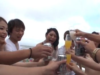 まだAV業界に染まり切っていない女子の初めての生中出し美少女中出しのアダルト動画